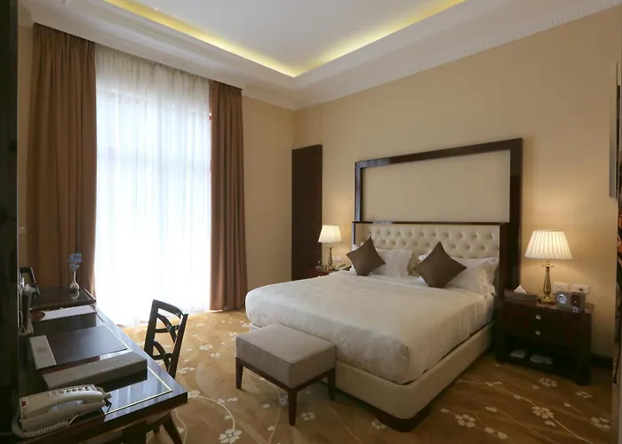 Luxury hotel only: Sapphire Addis